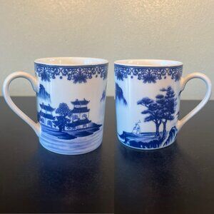 Set of 2 Vintage CANTON BLUE Mugs Asian Oriental Chinese Chinoiserie Pagodas